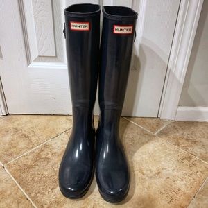 Hunter Boots, Tall Refined Slim-Fit, Size 9
